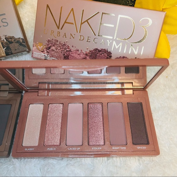Urban Decay Naked3 & Naked2 Mini Palettes - Picture 7 of 7